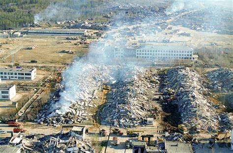 1995年5月|ネフチェゴルスク地震